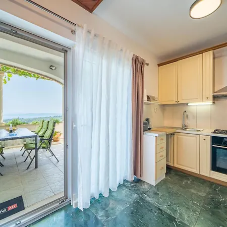 بيت للعطل Ivana By Interhome Selca (Brac)